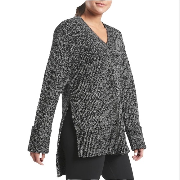 Athleta | Black & White Wool Shasta V-Neck Sweater Size XXS - Picture 1 of 8